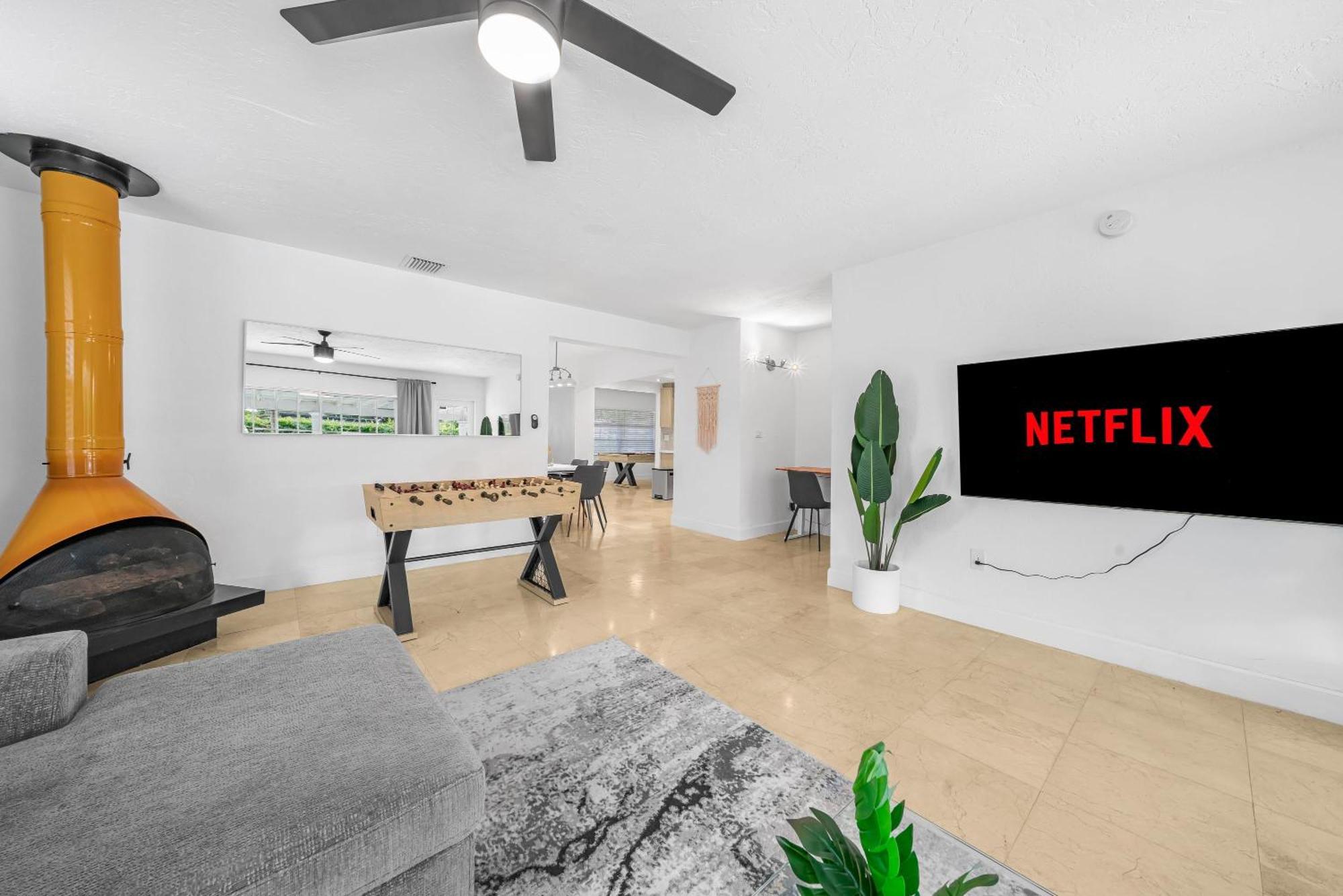 Villa New Tropical Oasis Retreat In Miami Extérieur photo