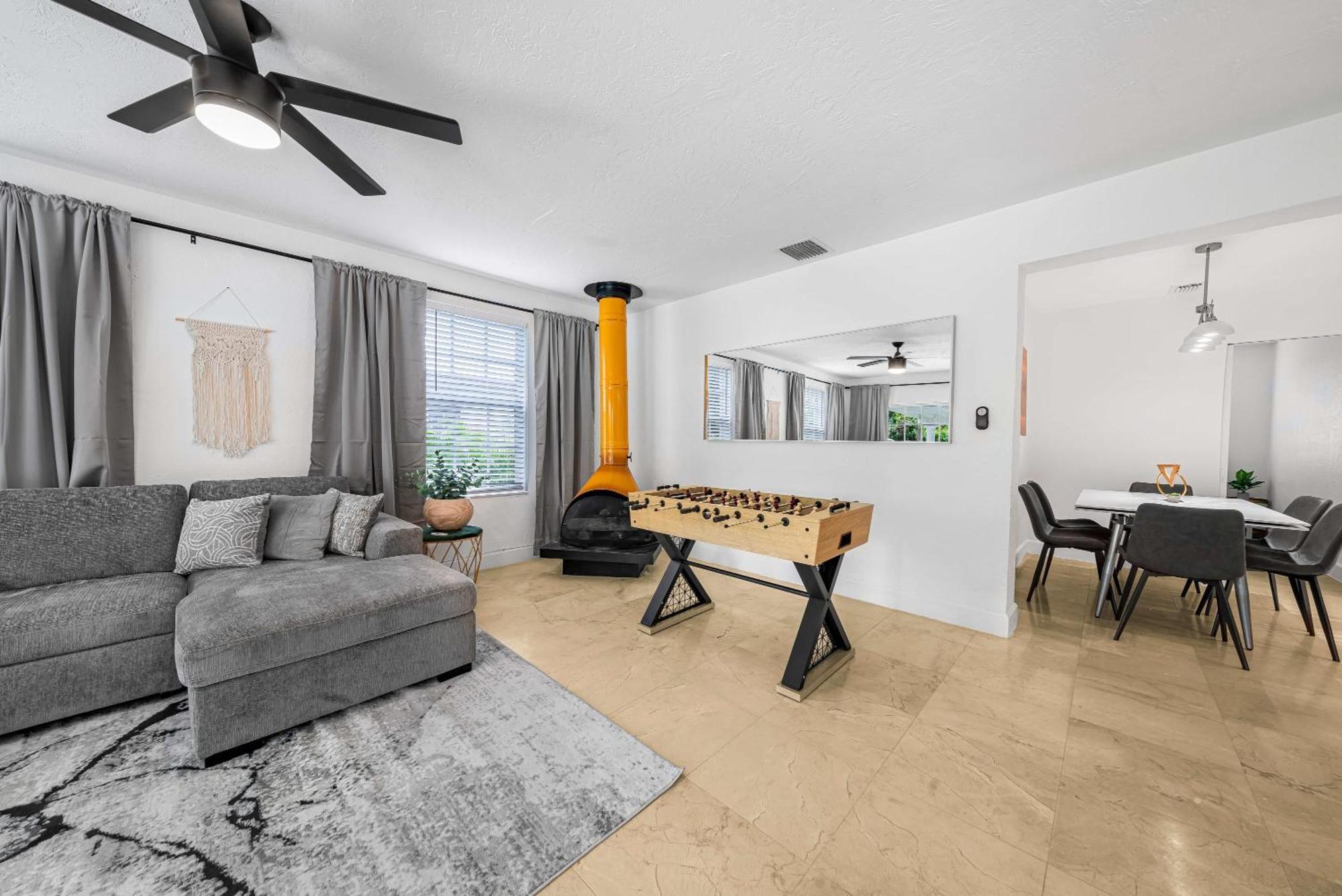 Villa New Tropical Oasis Retreat In Miami Extérieur photo